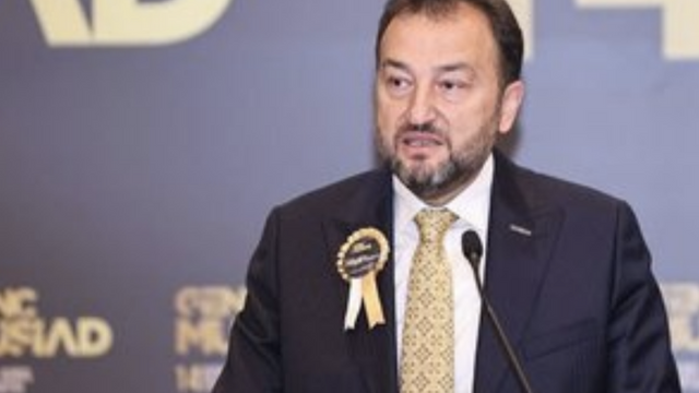 Sabah yazarı Dilek Güngör'den TÜSİAD ağzıyla konuşan MÜSİAD Başkanını eleştiren satırlar…